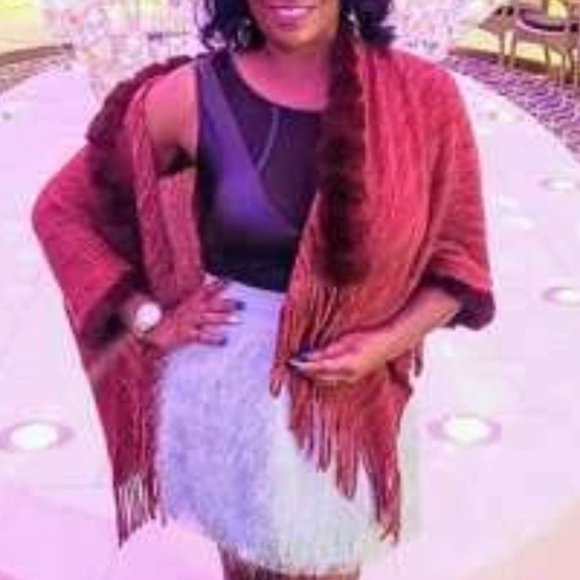 Faux Fur & Tassel Detailed Open Front Shawl Knit Sweater Cardigan Burgundy - Picture 5 of 7